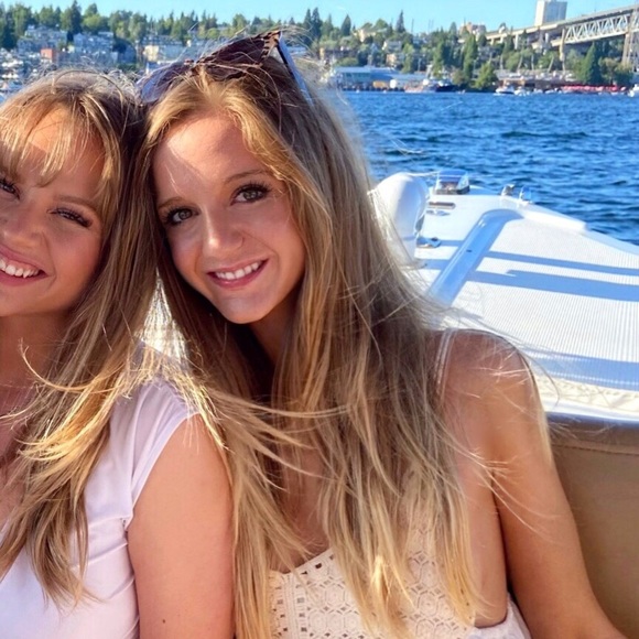 Meet your Posher, Sylvia - Picture 2 of 2